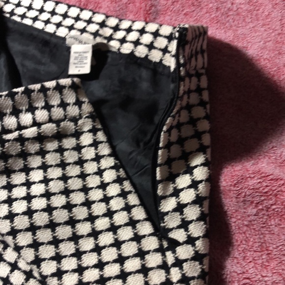 Banana Republic women’s skirt Sz 8 zip side - Picture 3 of 5